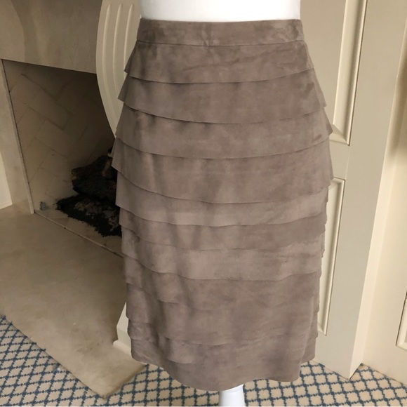 Worth Collection Tan Suede Leather Tierd Skirt Size 8 - Picture 1 of 8